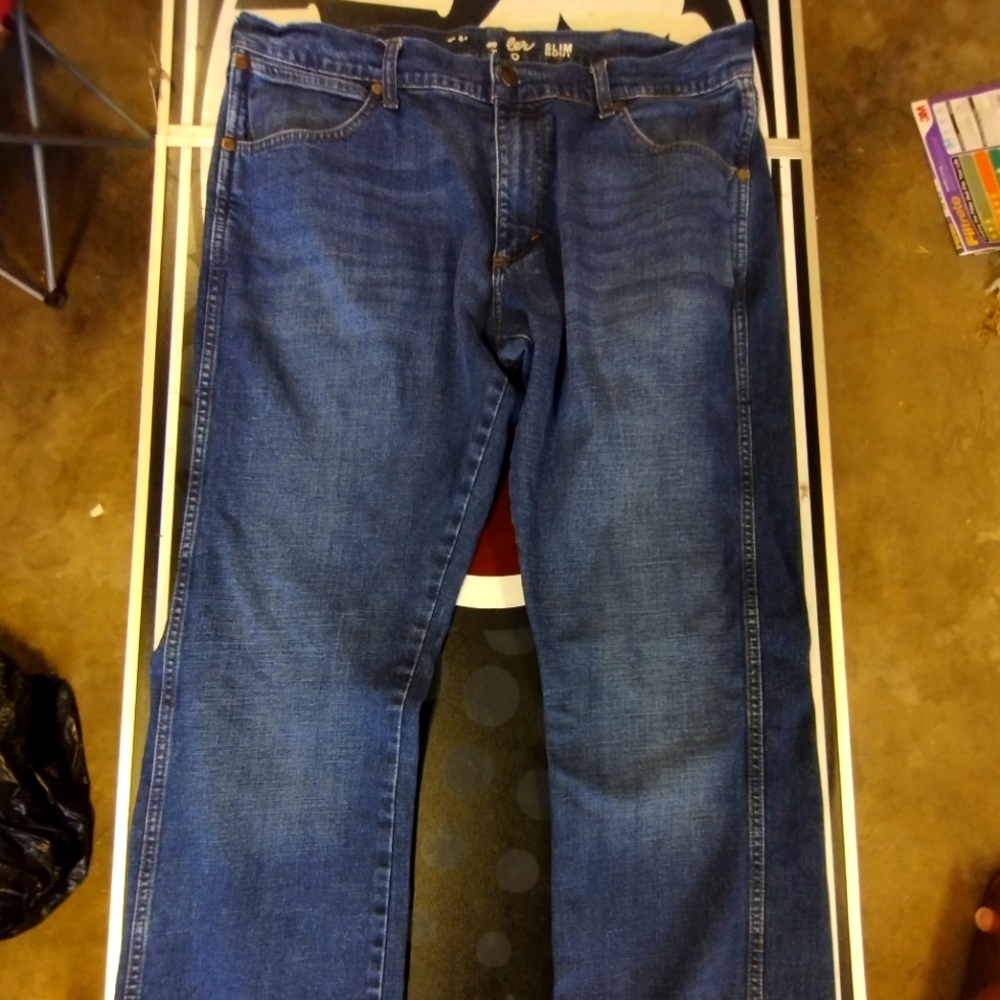 Wranglers slim boot